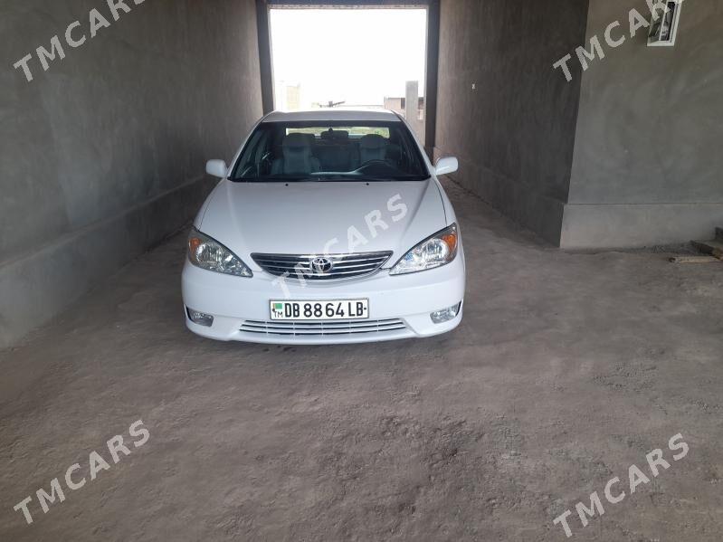 Toyota Camry 2003 - 135 000 TMT - Halaç - img 2