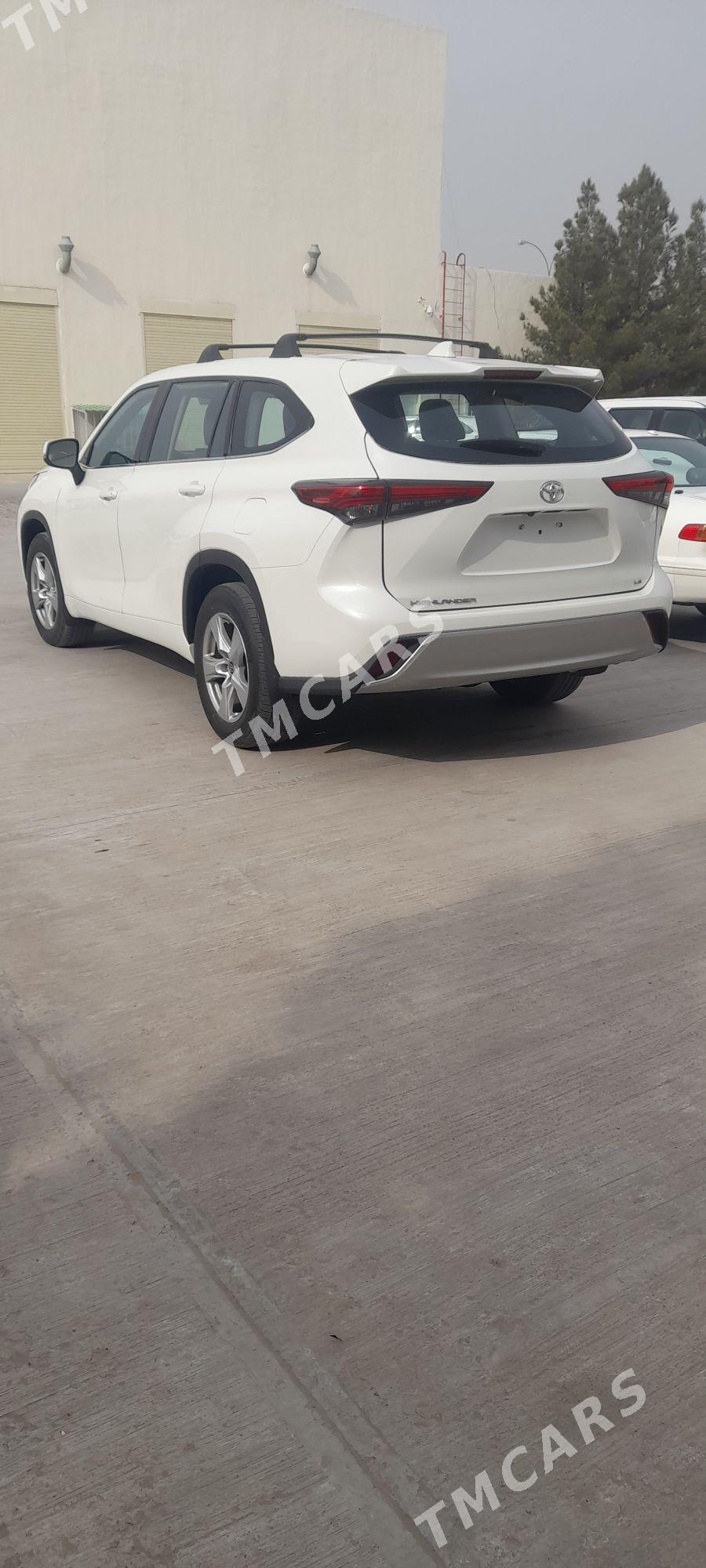 Toyota Highlander 2021 - 500 000 TMT - Baýramaly - img 3