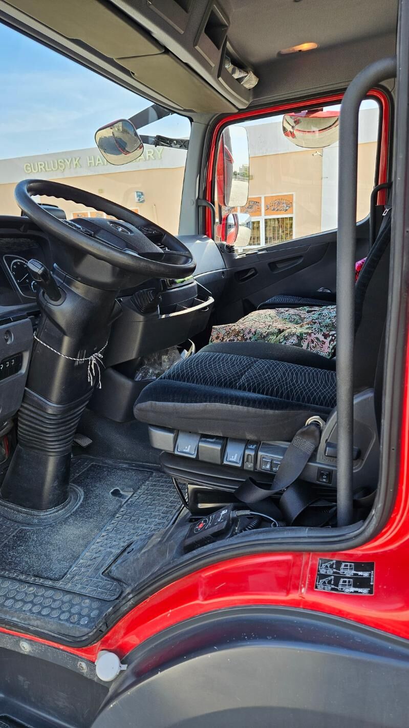Mitsubishi Canter 2016 - 640 000 TMT - Бузмеин - img 2