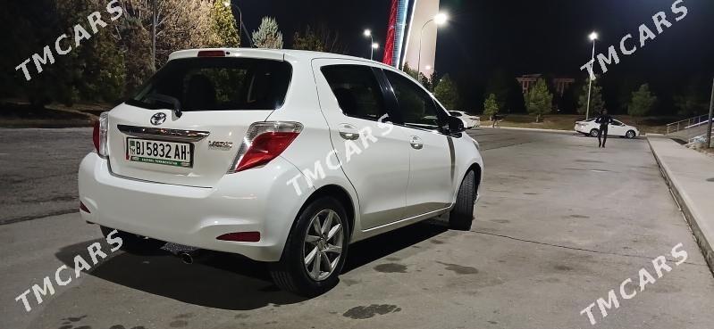 Toyota Yaris 2013 - 122 000 TMT - Gurtly - img 2