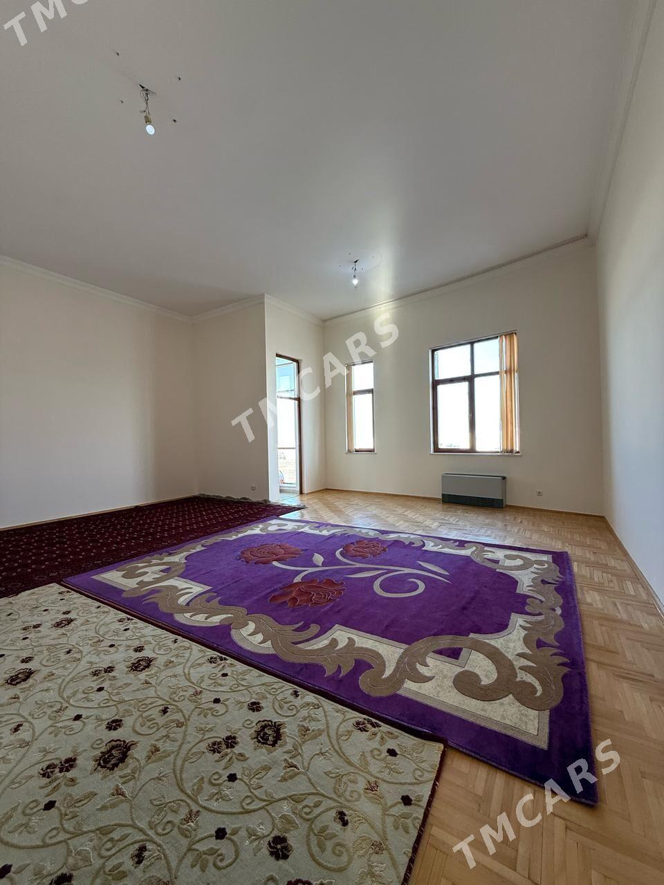Neftigaz elitka 5 kom Yubileyn - Nebitgaz (Andalib-Ankara köç.) - img 1