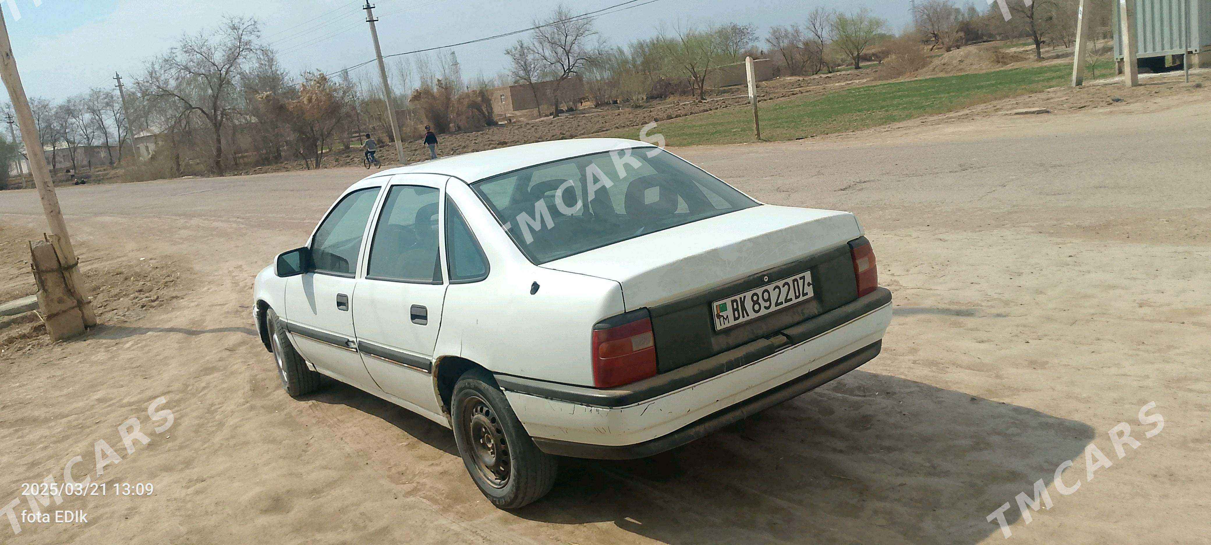 Opel Vectra 1992 - 20 000 TMT - Болдумсаз - img 2