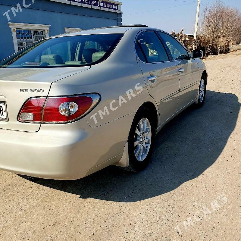 Lexus ES 300 2003 - 159 000 TMT - Мургап - img 5