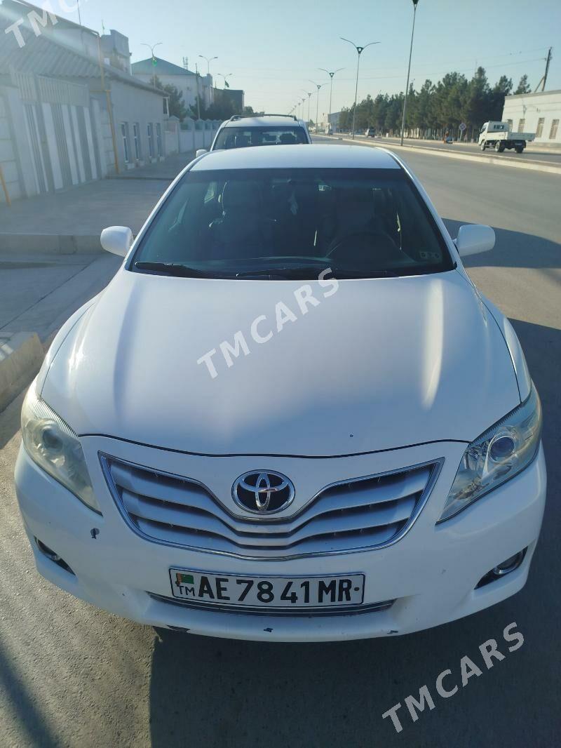 Toyota Camry 2011 - 170 000 TMT - Мургап - img 2