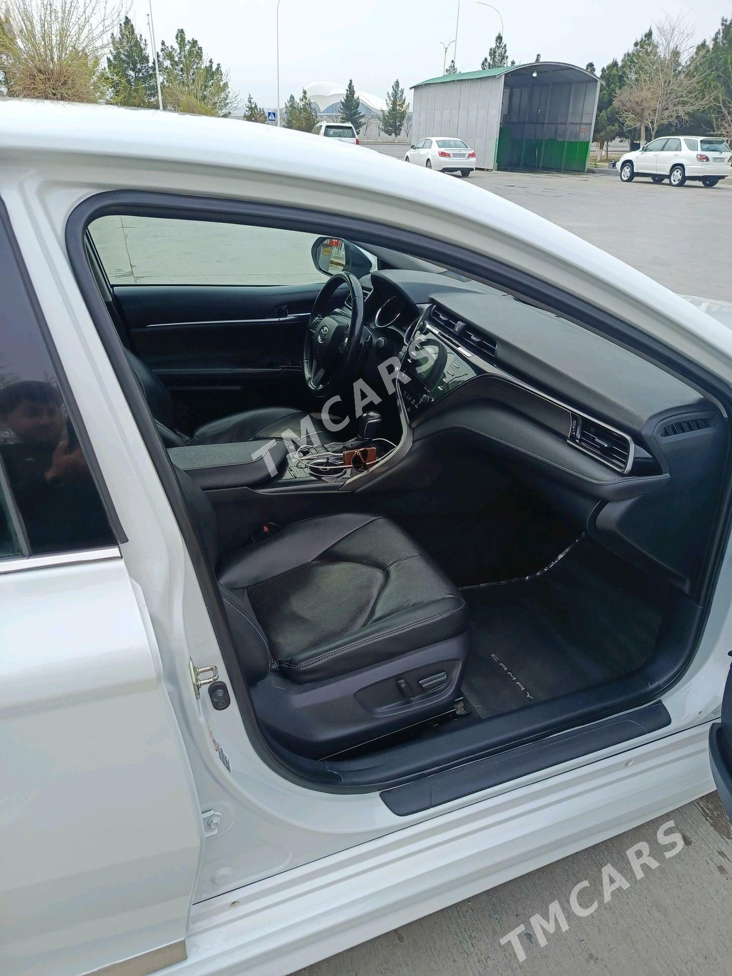 Toyota Camry 2020 - 270 000 TMT - Aşgabat - img 5