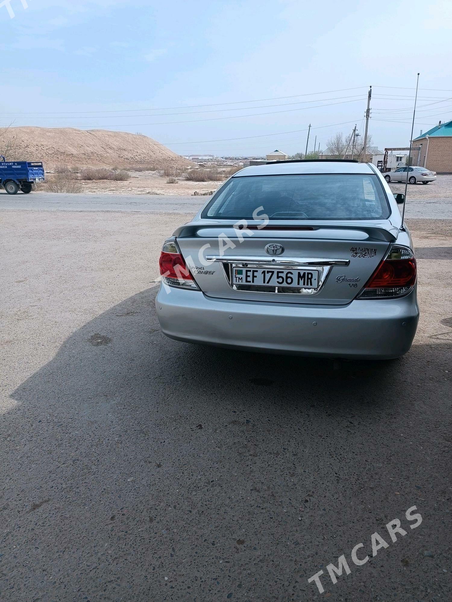 Toyota Camry 2005 - 143 000 TMT - Мургап - img 4