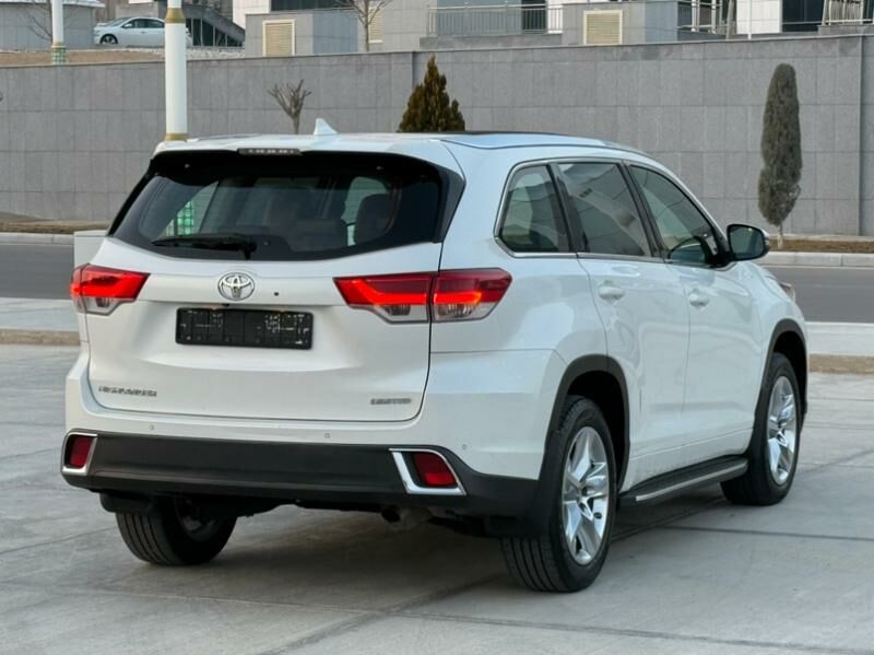 Toyota Highlander 2019 - 545 000 TMT - Aşgabat - img 5