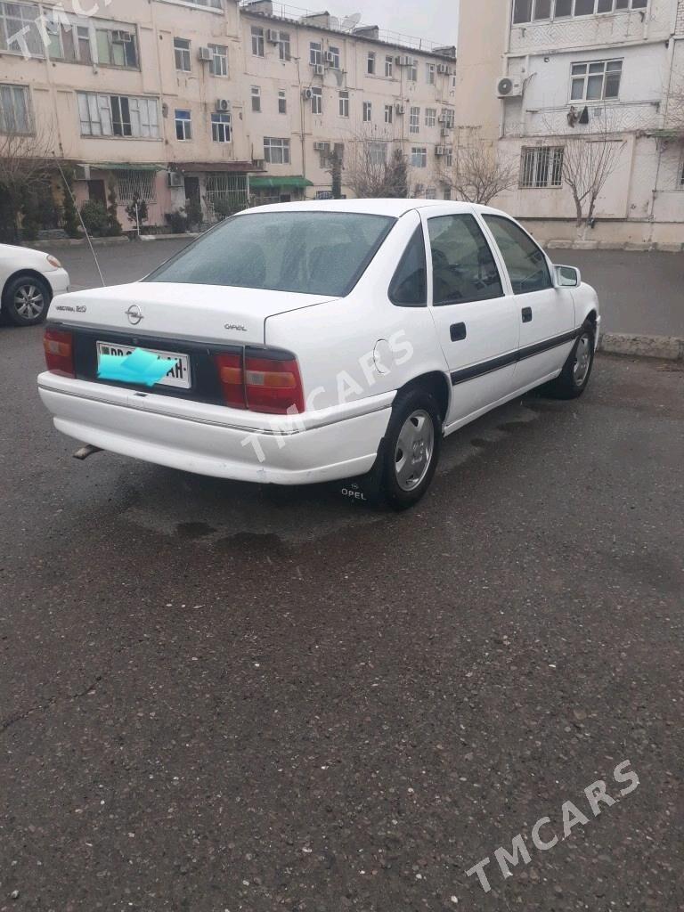 Opel Vectra 1995 - 40 000 TMT - Губадаг - img 2