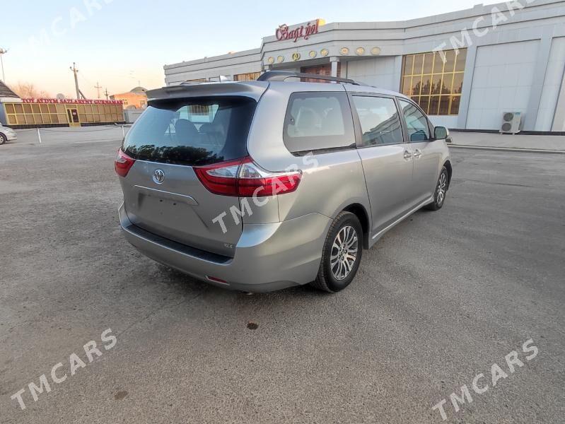 Toyota Sienna 2019 - 450 000 TMT - Мары - img 4