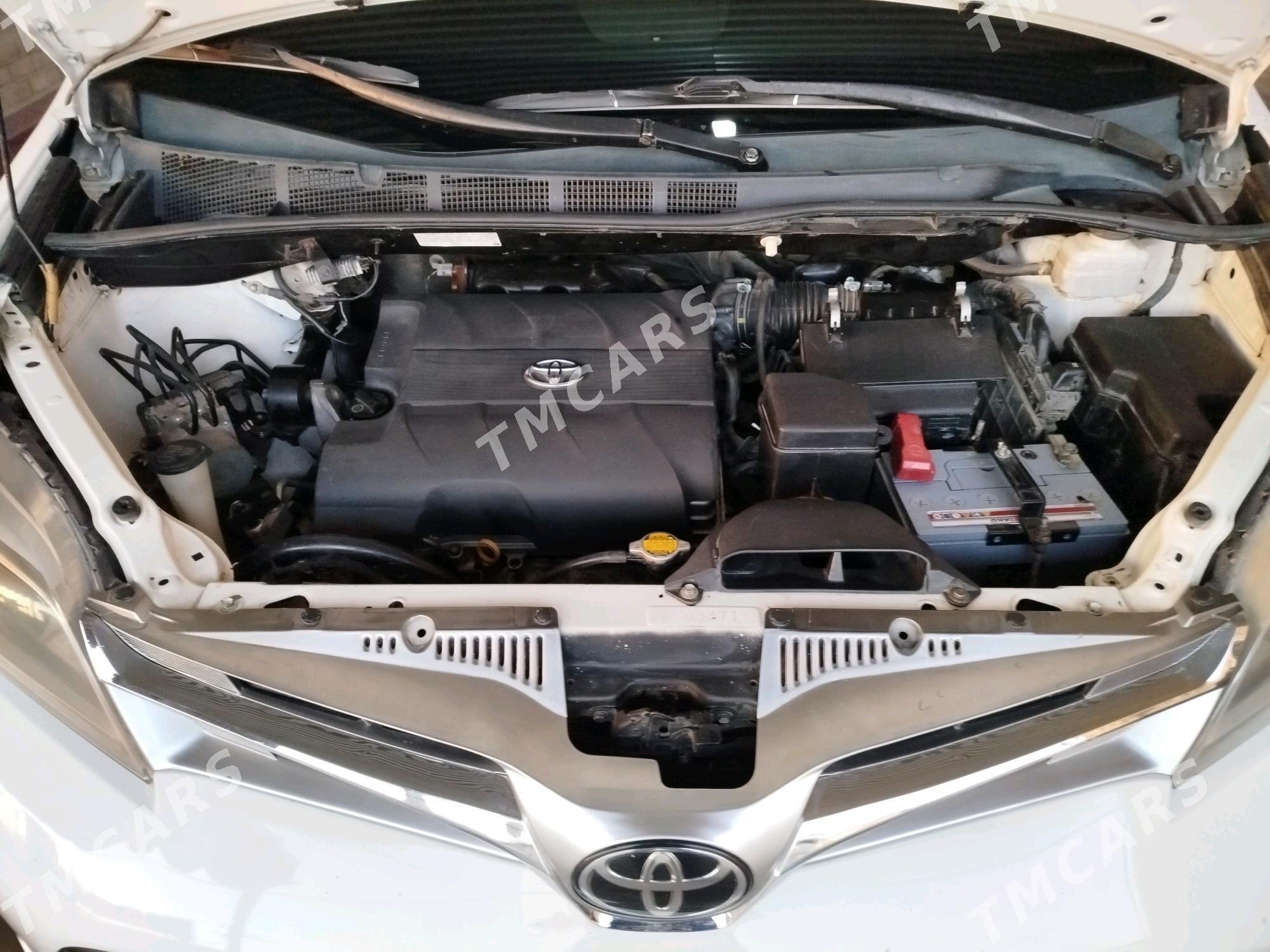 Toyota Sienna 2016 - 319 000 TMT - Векильбазар - img 8