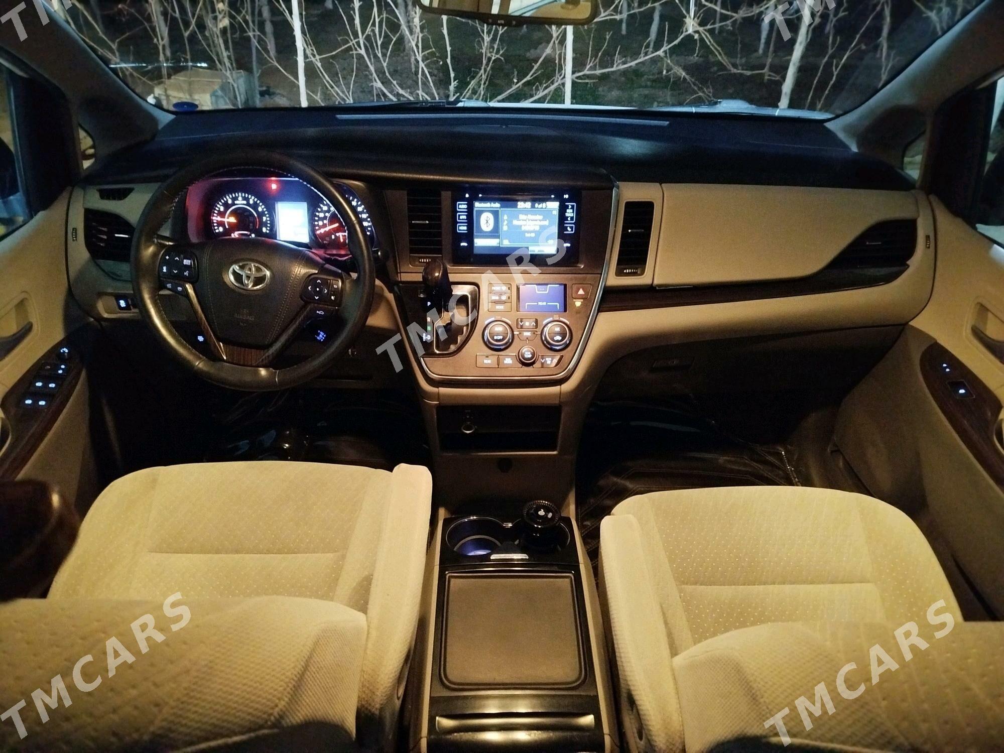 Toyota Sienna 2016 - 319 000 TMT - Векильбазар - img 9