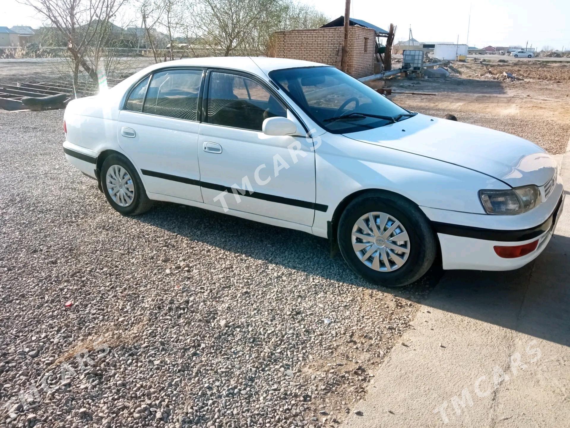 Toyota Camry 1995 - 50 000 TMT - Мургап - img 2