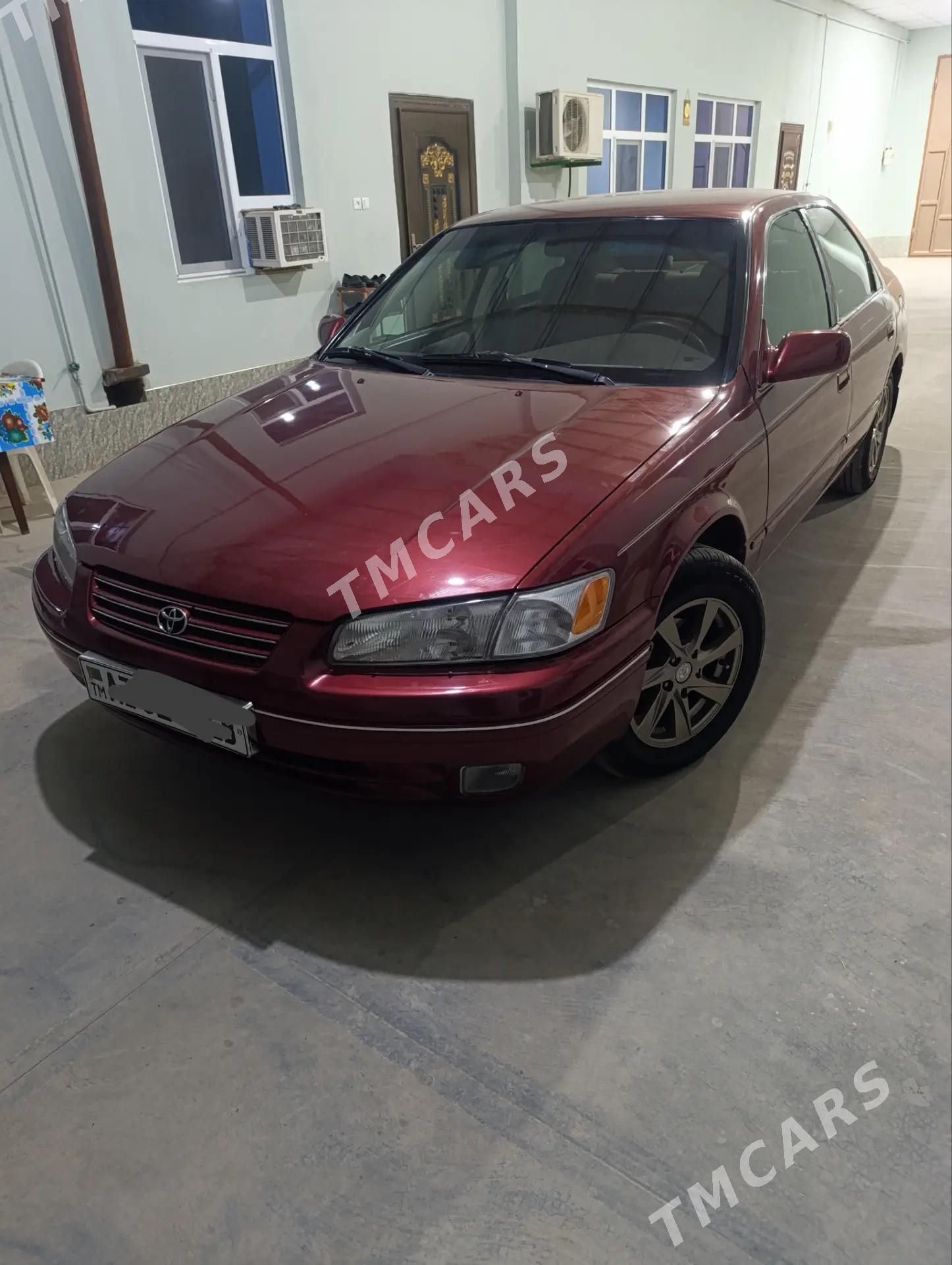 Toyota Camry 1997 - 115 000 TMT - Дянев - img 6