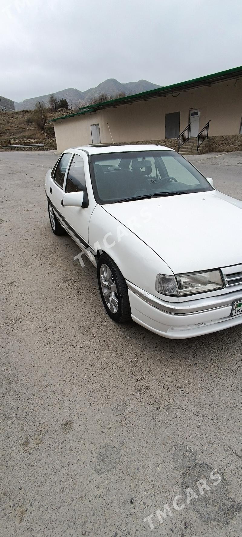 Opel Vectra 1992 - 34 000 TMT - Бахарден - img 4