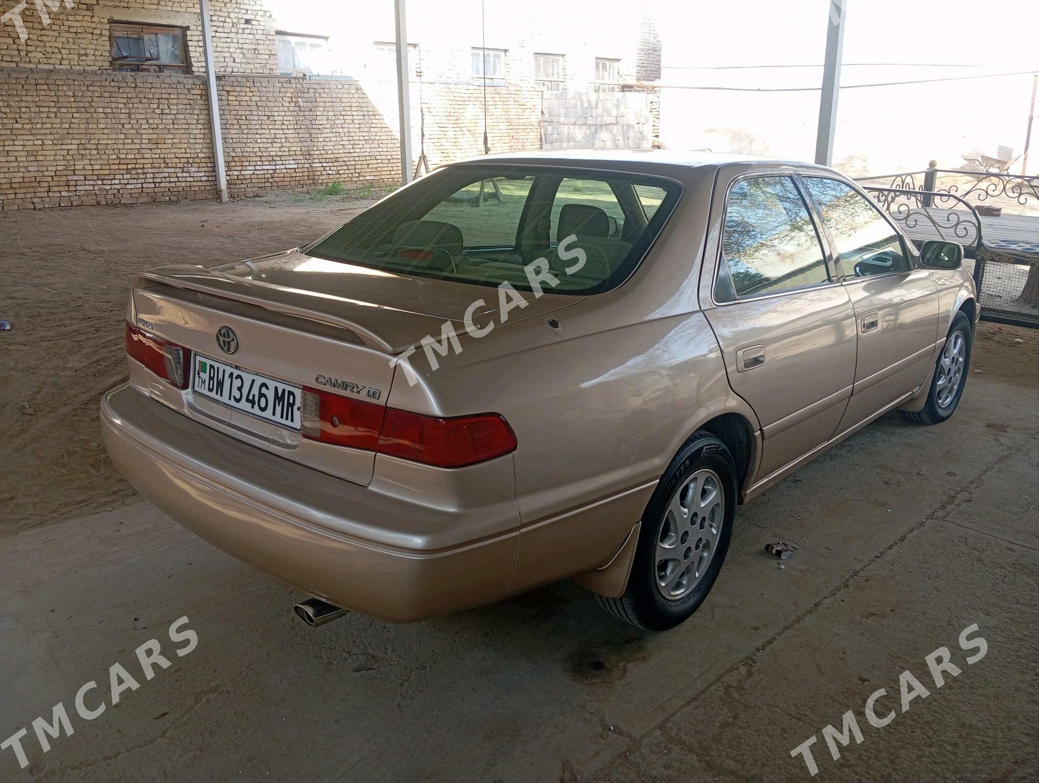 Toyota Camry 2000 - 120 000 TMT - Baýramaly - img 4