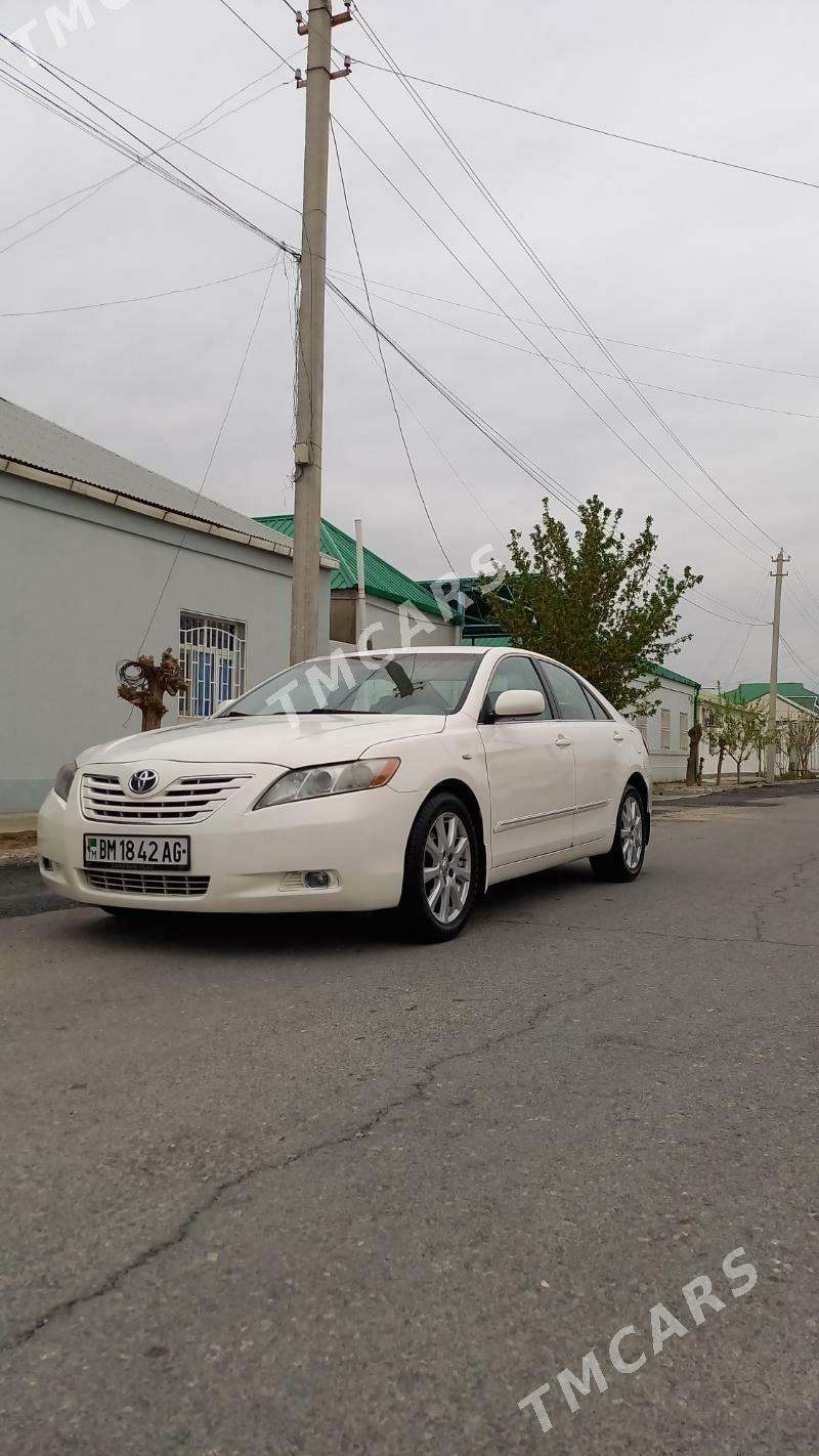 Toyota Camry 2007 - 140 000 TMT - Гёкдже - img 4