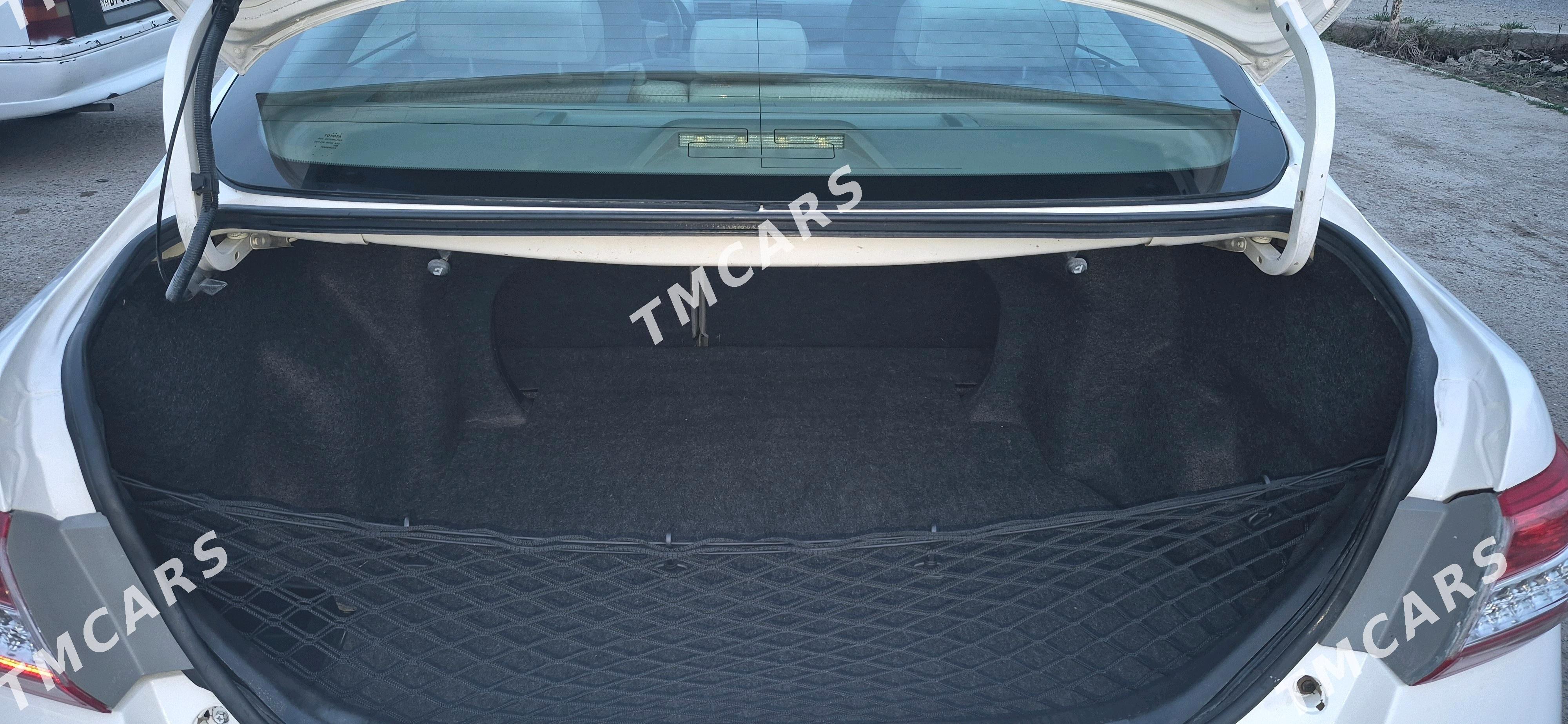 Toyota Camry 2011 - 175 000 TMT - Mary - img 4