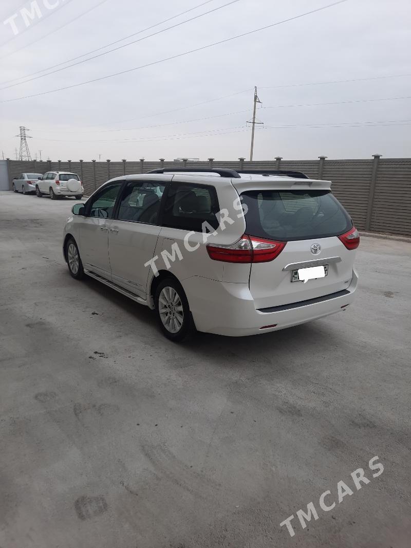 Toyota Sienna 2017 - 420 000 TMT - Aşgabat - img 2