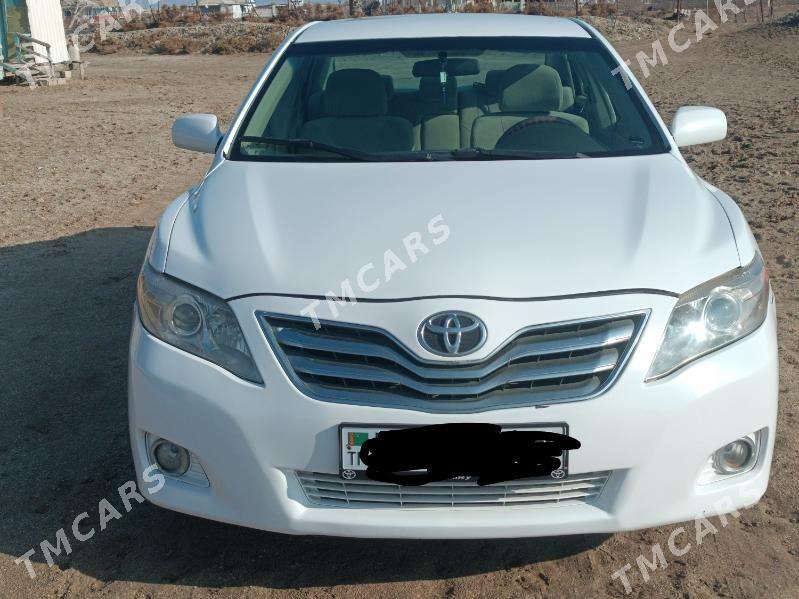 Toyota Camry 2010 - 170 000 TMT - Эсенгулы - img 2