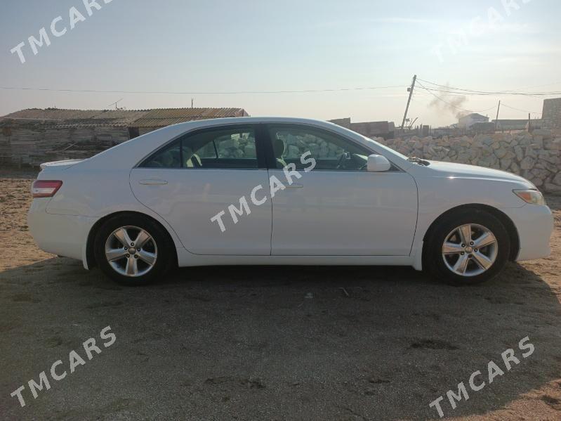 Toyota Camry 2010 - 170 000 TMT - Эсенгулы - img 9