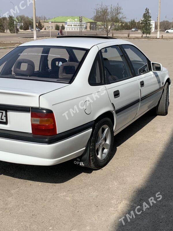 Opel Vectra 1993 - 44 000 TMT - Шабатский этрап - img 3