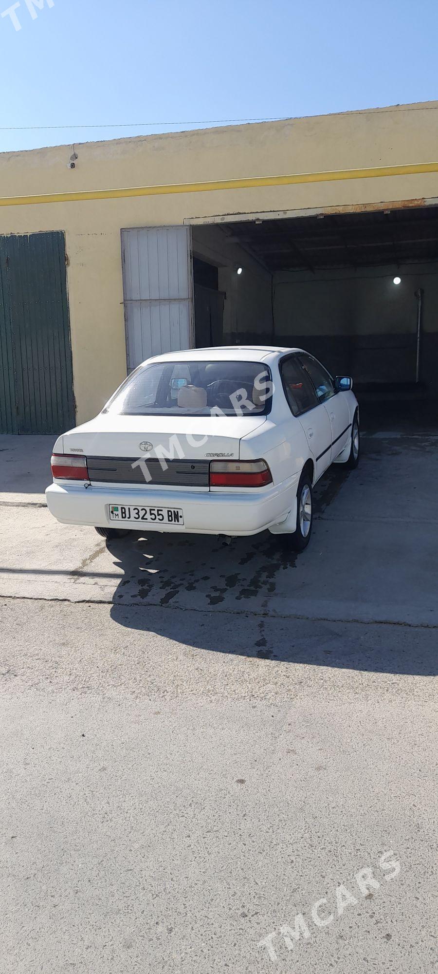 Toyota Corolla 1997 - 53 000 TMT - Bereket - img 3