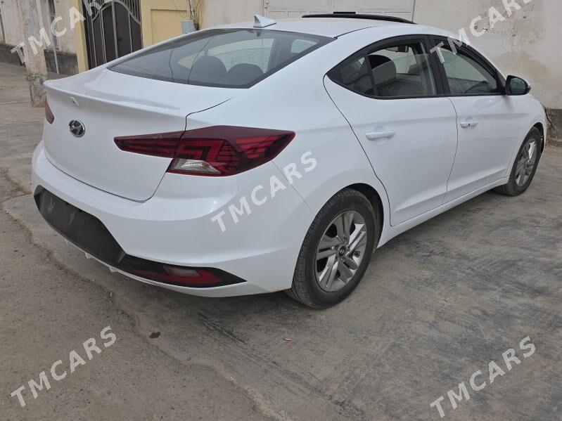 Hyundai Elantra 2020 - 210 000 TMT - Мары - img 4