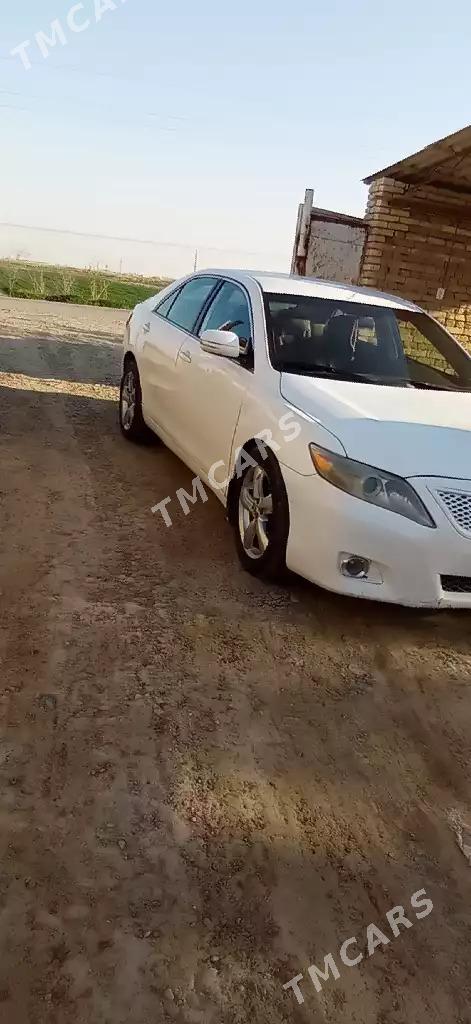 Toyota Camry 2009 - 130 000 TMT - Baýramaly - img 3