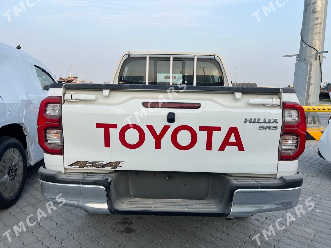 Toyota Hilux 2025 - 682 500 TMT - Ашхабад - img 10