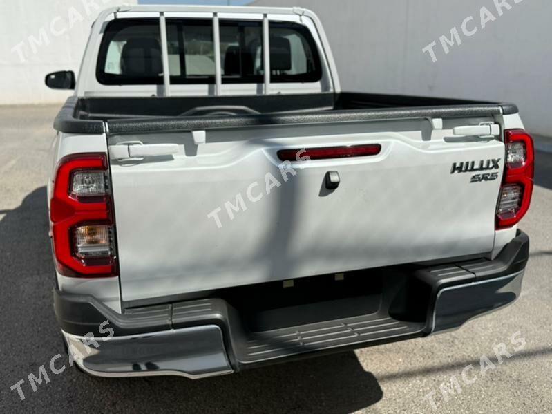 Toyota Hilux 2025 - 682 500 TMT - Ашхабад - img 2