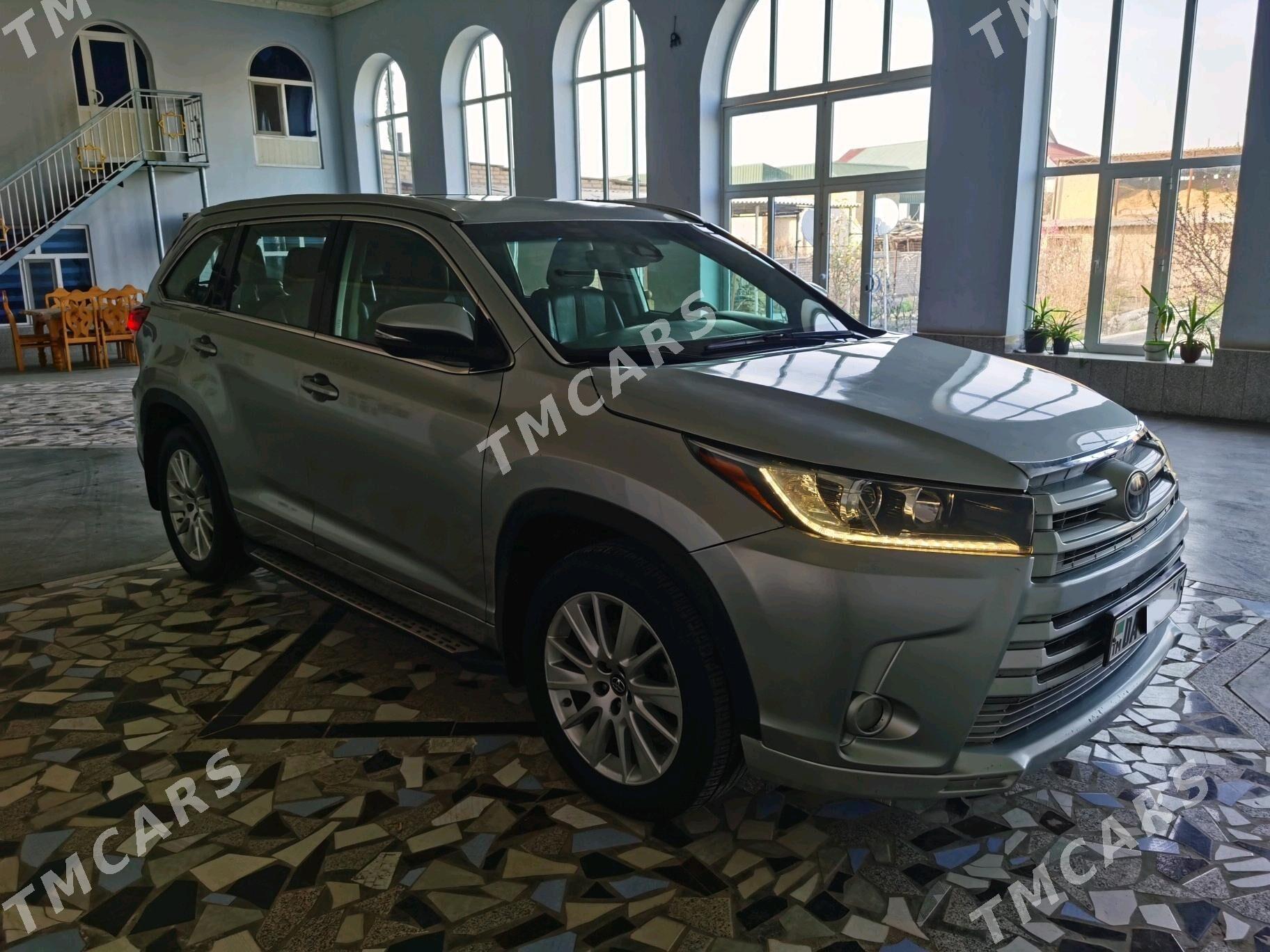 Toyota Highlander 2017 - 440 000 TMT - Туркменабат - img 2