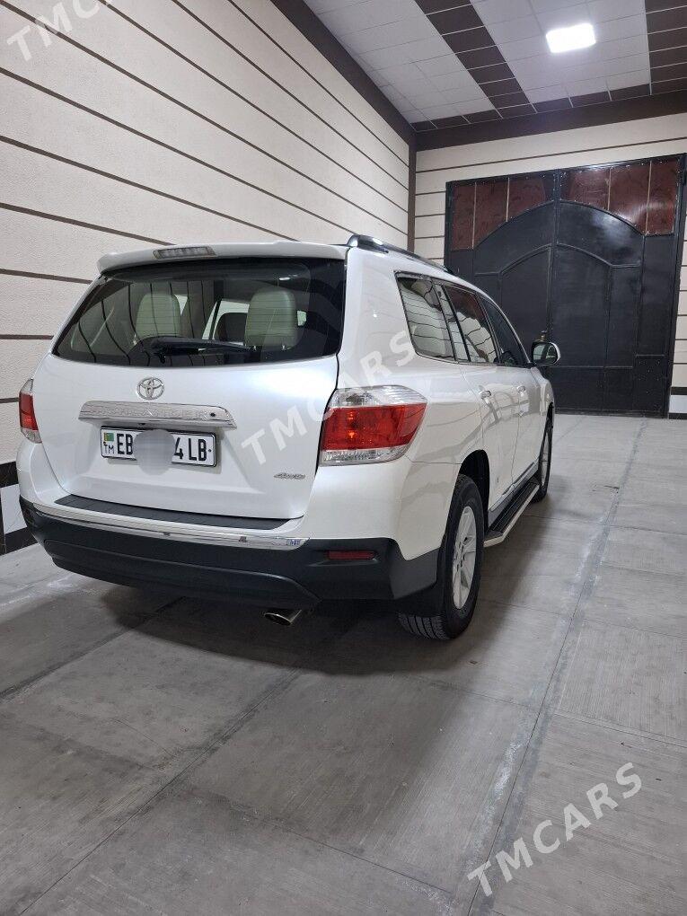 Toyota Highlander 2012 - 330 000 TMT - Туркменабат - img 2