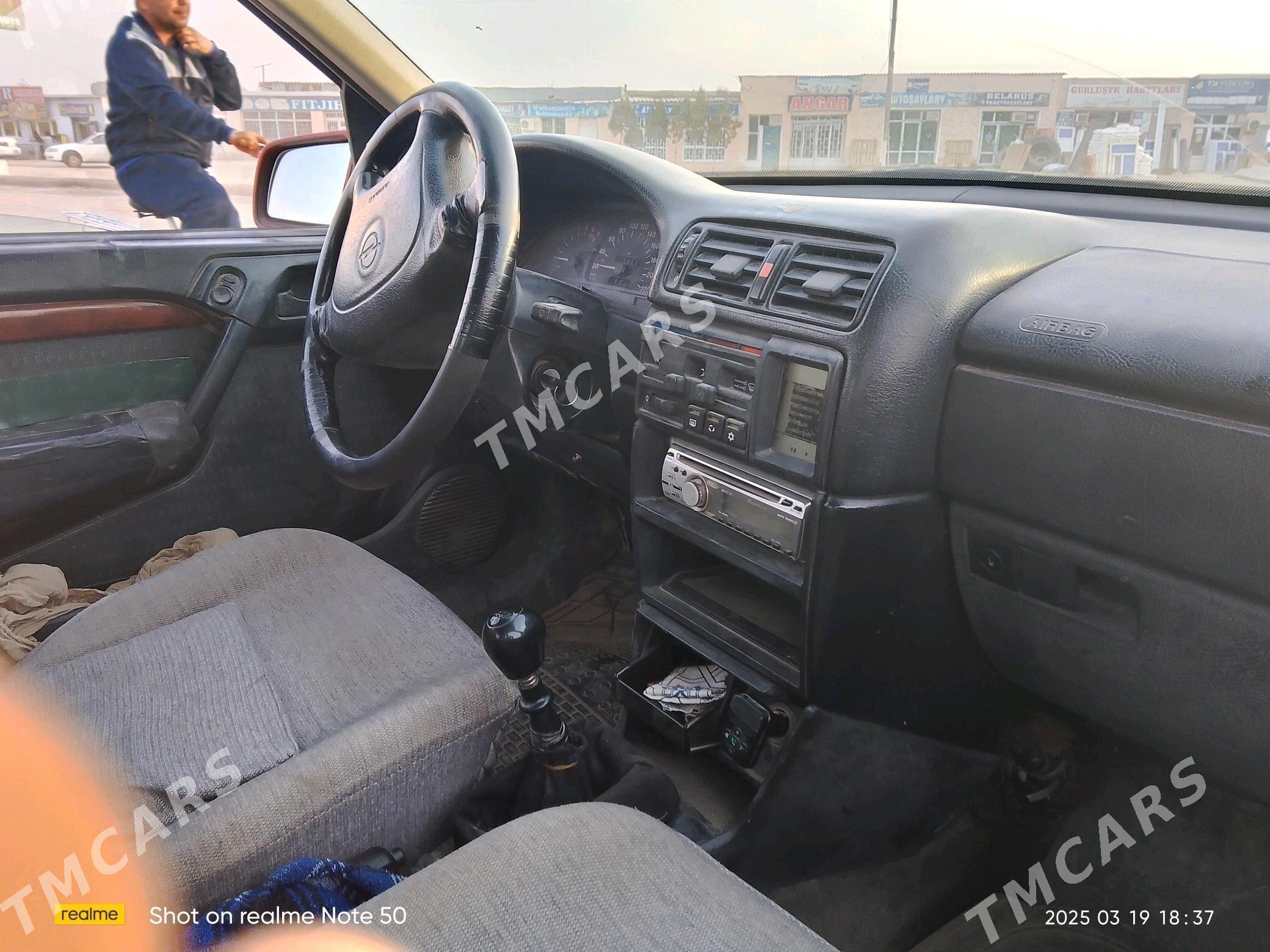 Opel Vectra 1994 - 50 000 TMT - Türkmenbaşy etr. - img 4