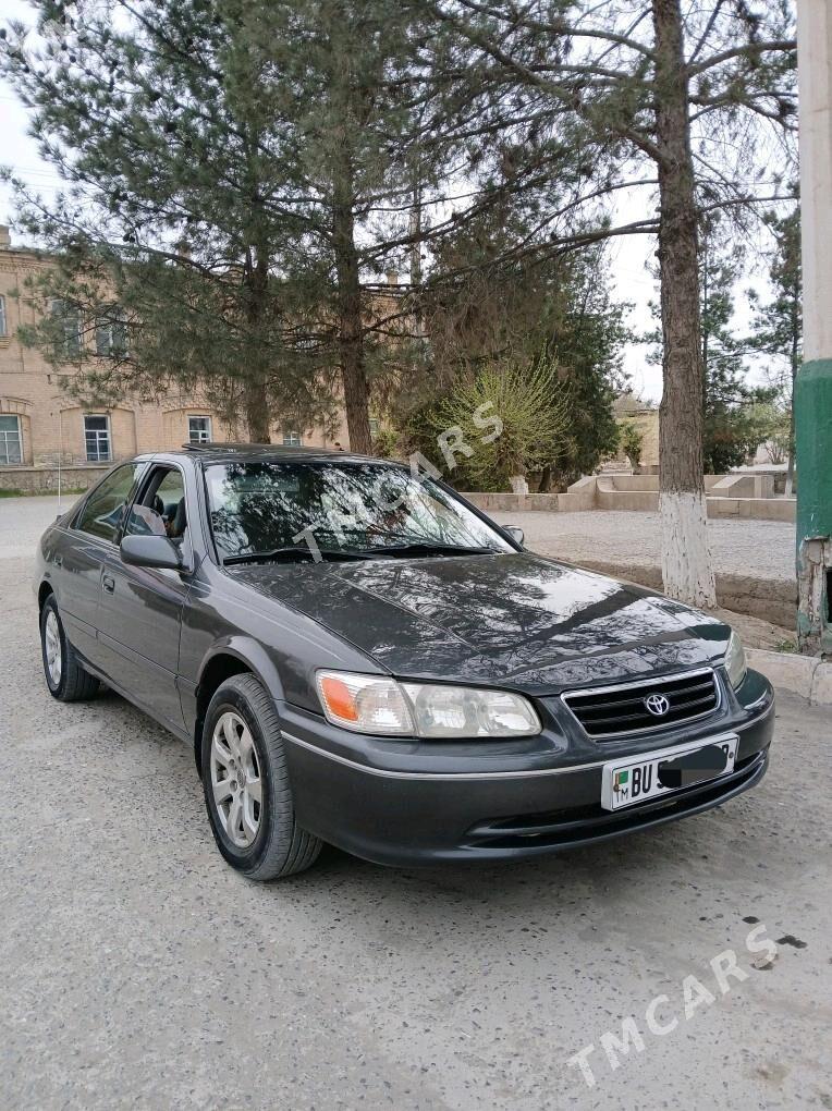 Toyota Camry 2000 - 130 000 TMT - Керки - img 2