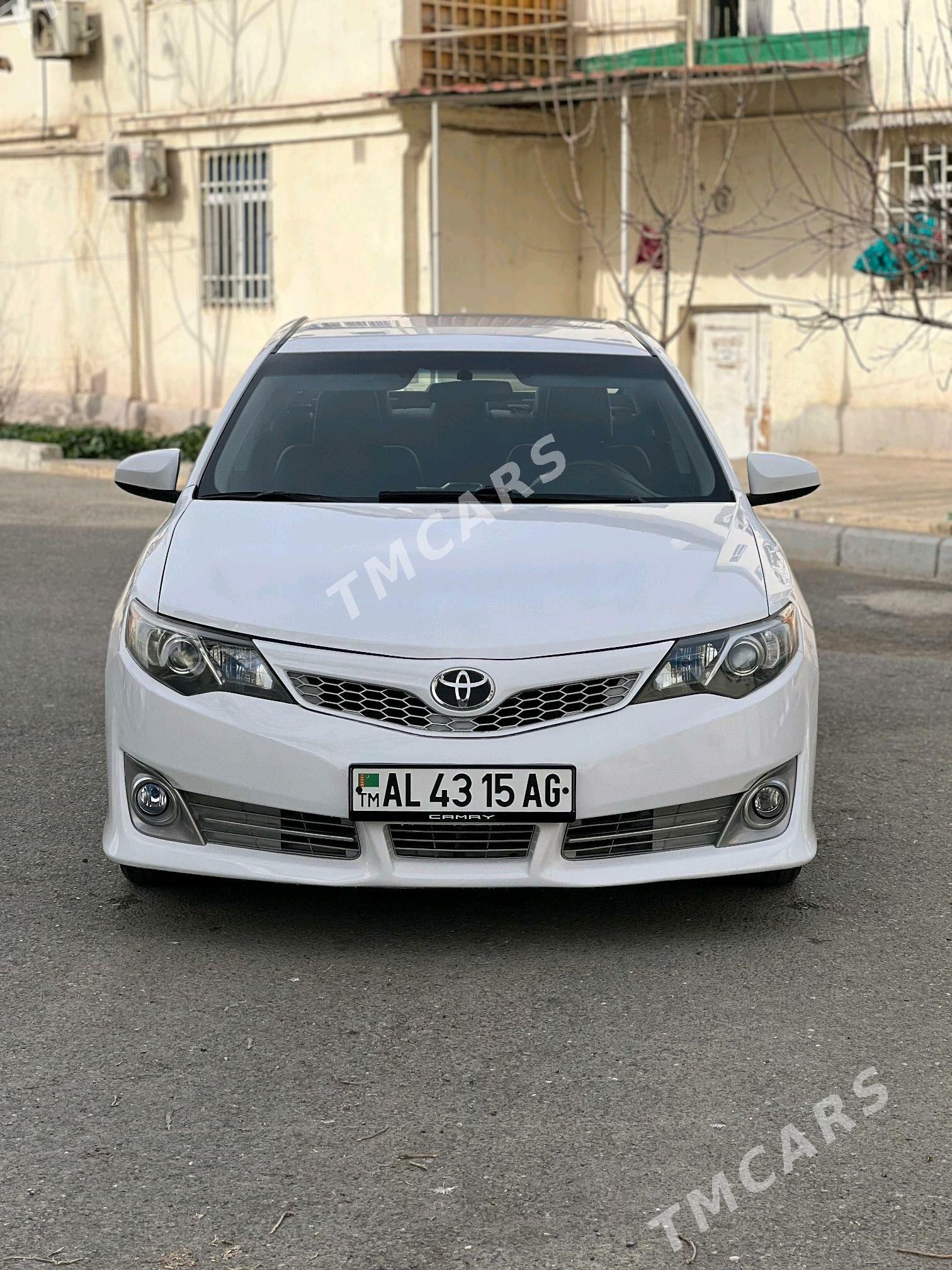 Toyota Camry 2013 - 190 000 TMT - Köşi - img 3