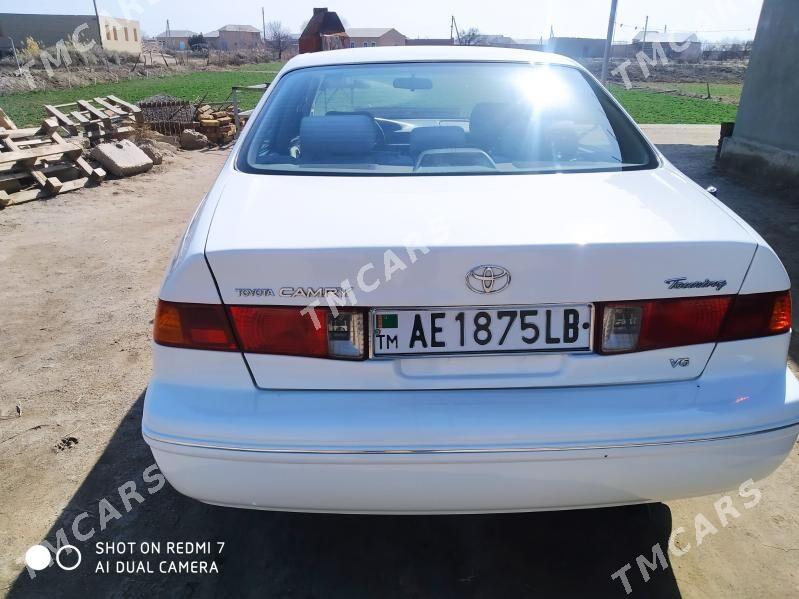 Toyota Camry 2001 - 135 000 TMT - Türkmenabat - img 2