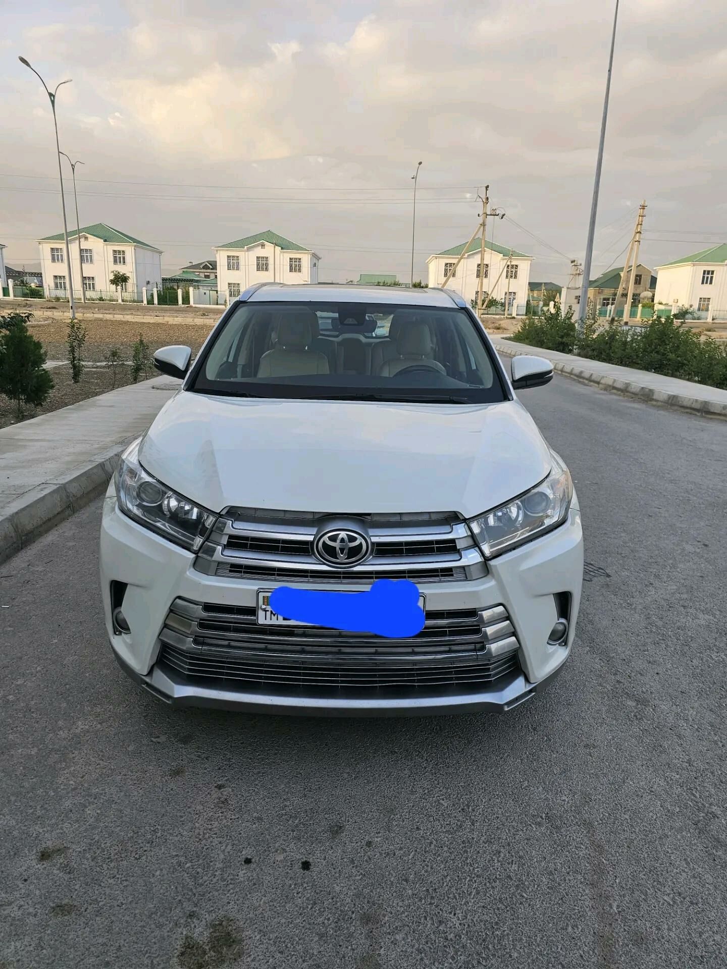 Toyota Highlander 2019 - 400 000 TMT - Tejen - img 2