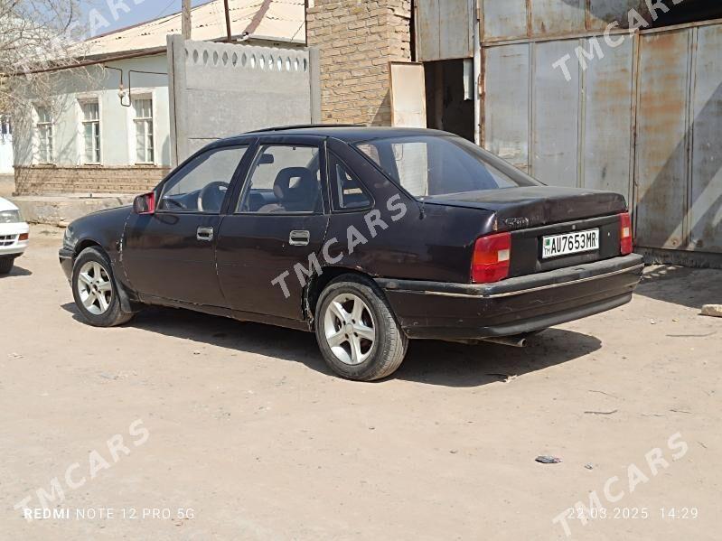 Opel Vectra 1992 - 20 000 TMT - Мургап - img 5