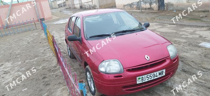 Renault Clio 2001 - 27 000 TMT - Векильбазар - img 4