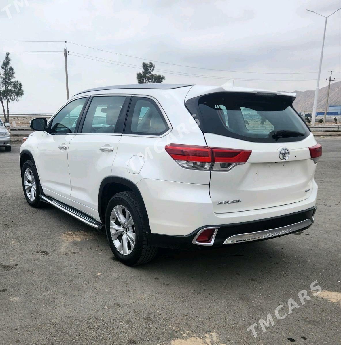 Toyota Highlander 2016 - 315 000 TMT - Gyzylarbat - img 6