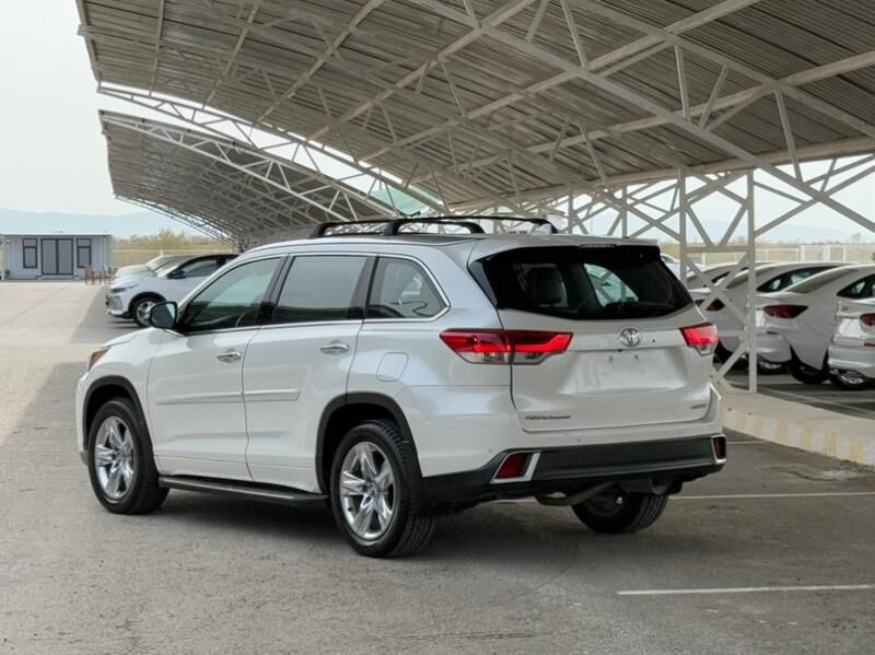 Toyota Highlander 2018 - 435 000 TMT - Ашхабад - img 4