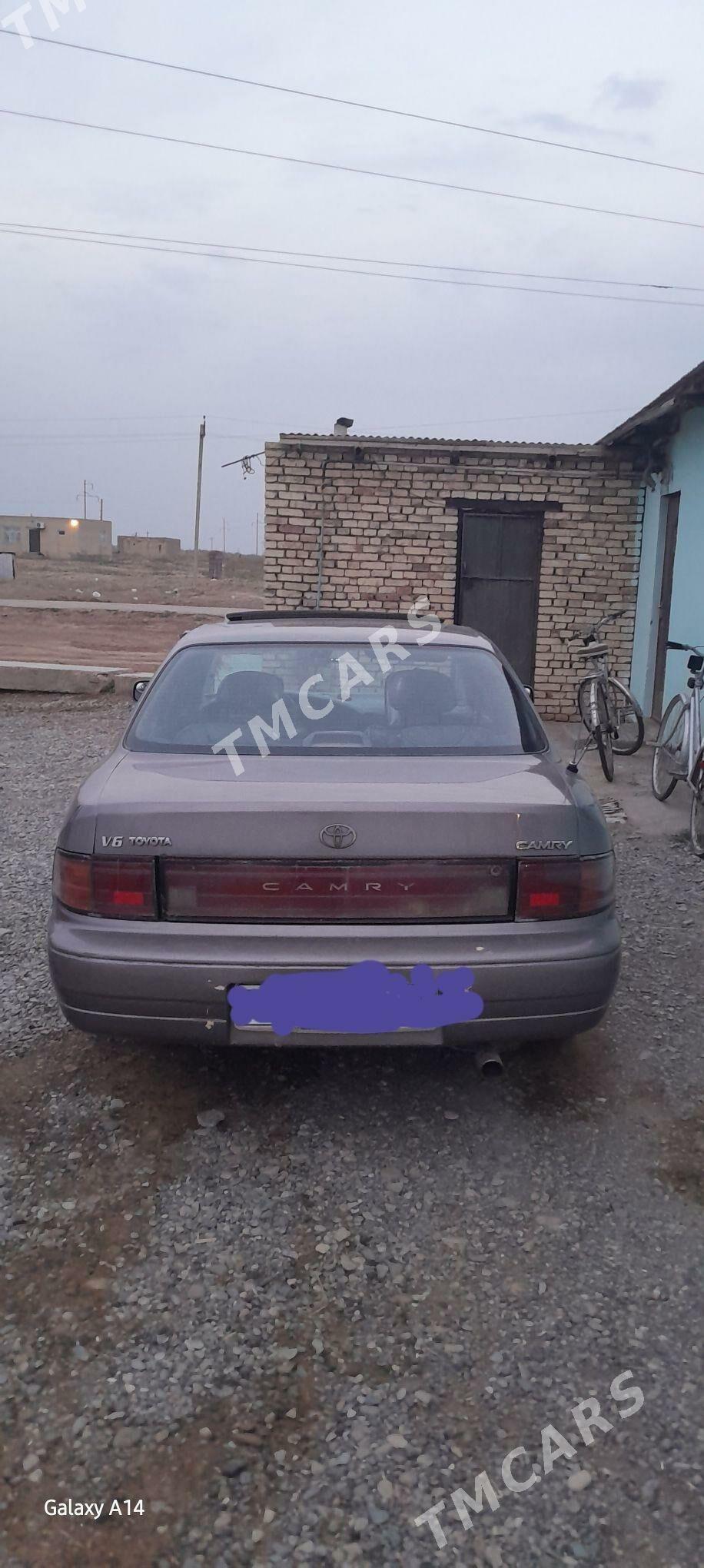 Toyota Camry 1992 - 90 000 TMT - Огуз хан - img 2