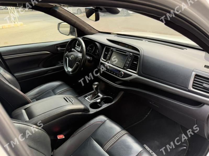 Toyota Highlander 2019 - 365 000 TMT - Ашхабад - img 9