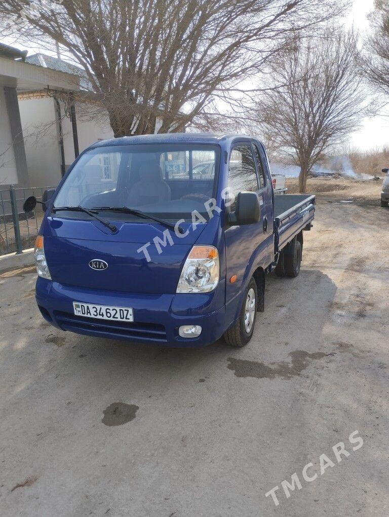 Kia Bongo 2010 - 150 000 TMT - Шабатский этрап - img 5