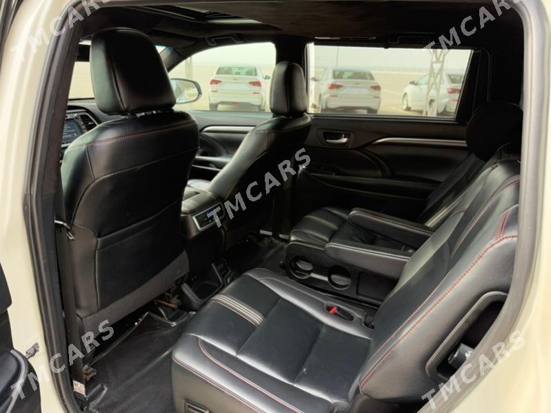 Toyota Highlander 2019 - 365 000 TMT - Aşgabat - img 8