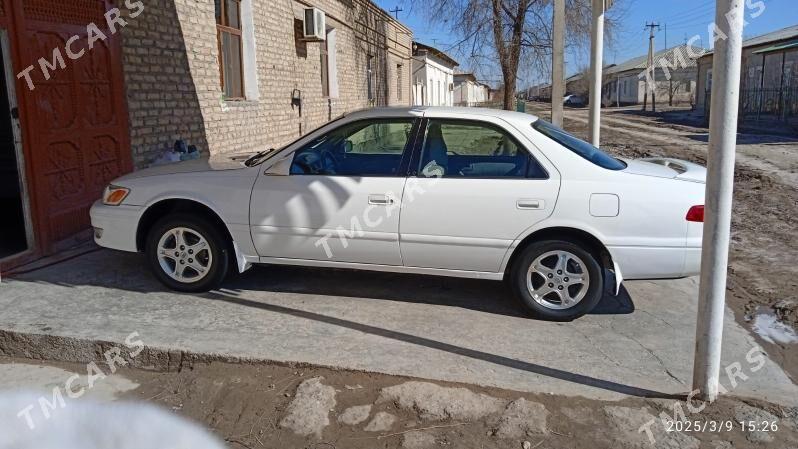 Toyota Camry 2000 - 140 000 TMT - Köneürgenç - img 8