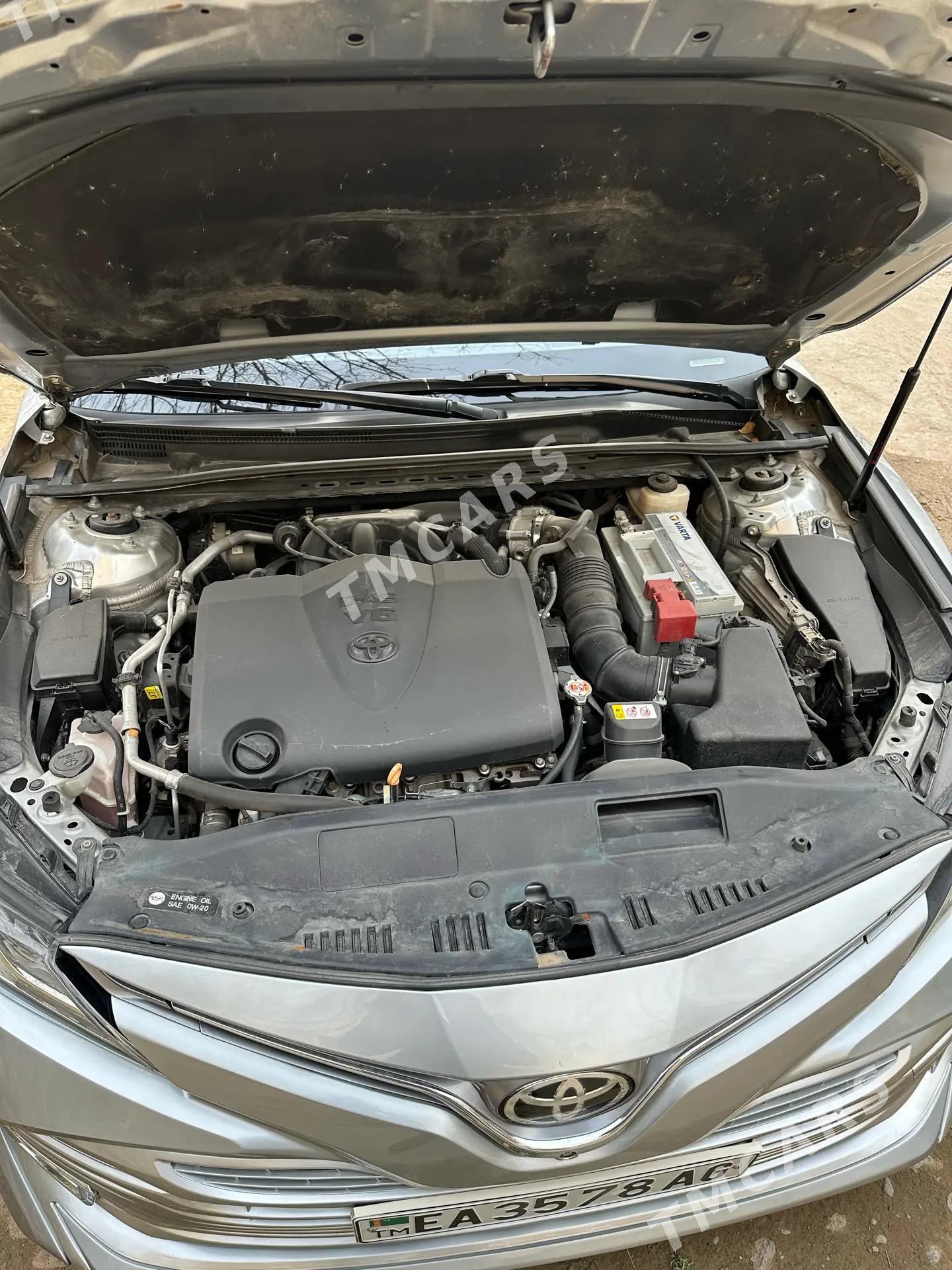 Toyota Camry 2019 - 375 000 TMT - Aşgabat - img 8