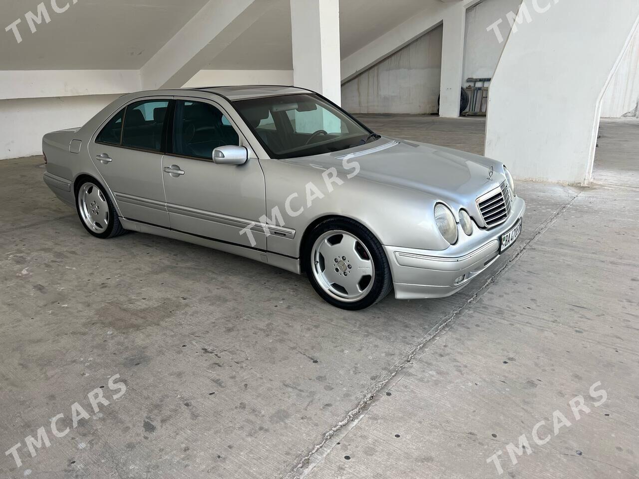 Mercedes-Benz E320 2001 - 105 000 TMT - Balkanabat - img 2