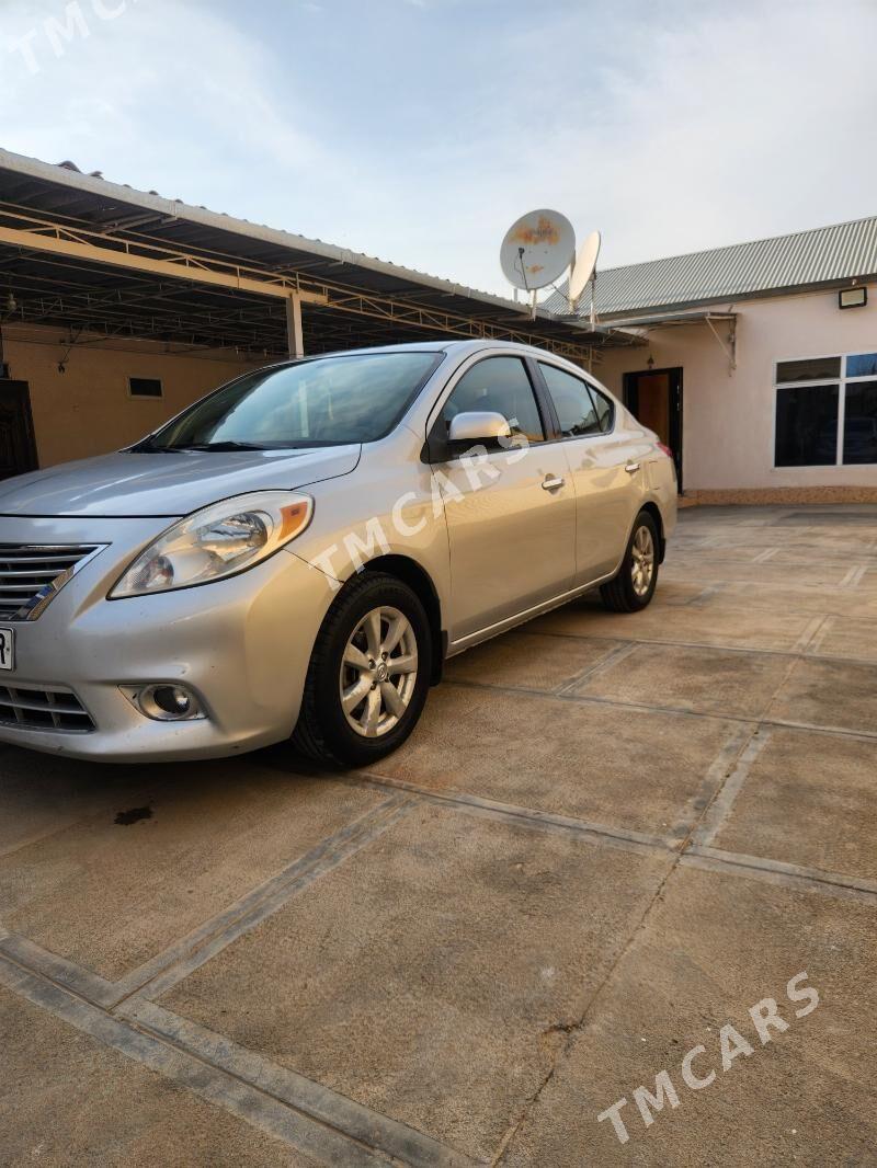 Nissan Versa 2012 - 90 000 TMT - Мары - img 6