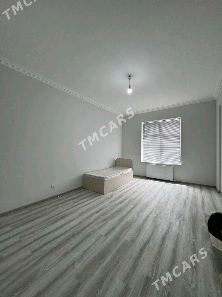 Гуртлы 1этж 4ком 155м² - Ашхабад - img 8